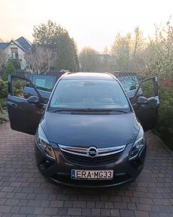 samochody osobowe Opel Zafira cena 33500 przebieg: 270000, rok produkcji 2014 z Radomsko